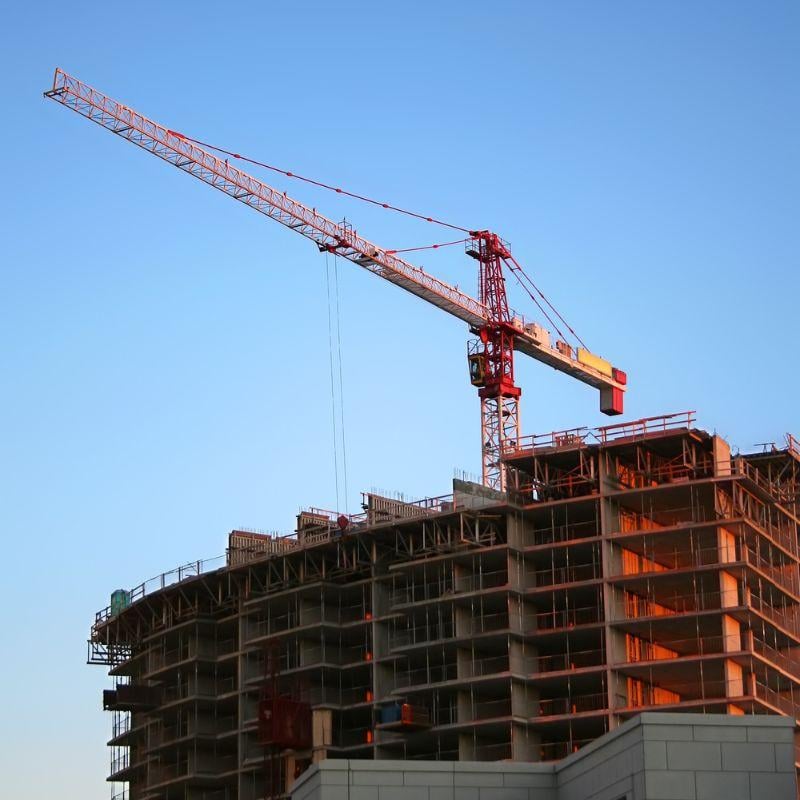 tower-crane-heavy-construction-equipment