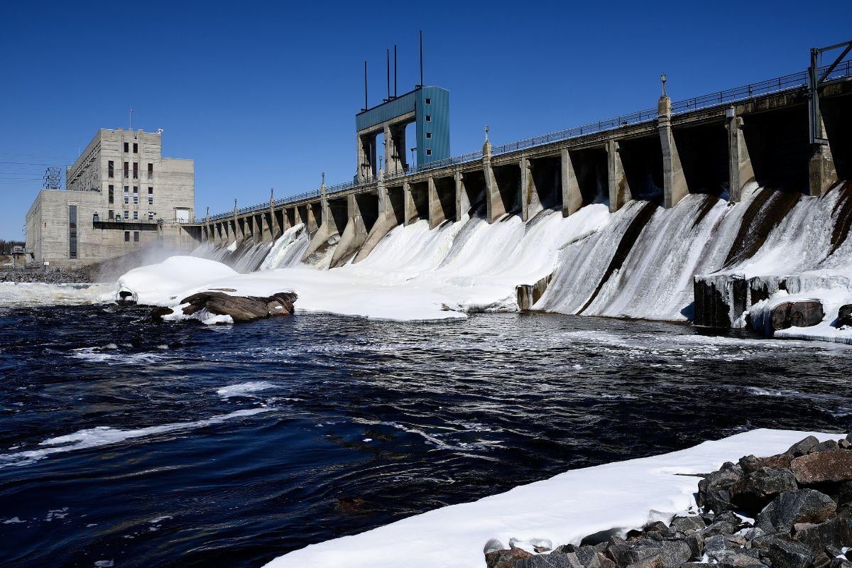 this-dam-helps-produce-electricity
