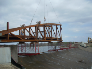 STEVENS erecting a bridge in Lorain County in Ohio